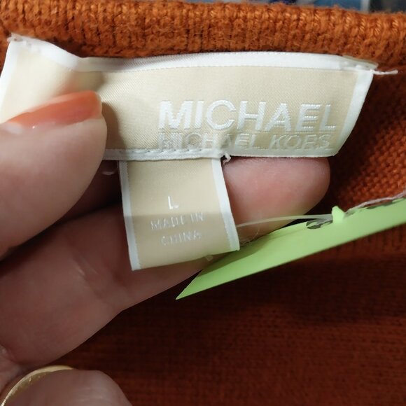 3412 Size Large Michael Michael Kors Rust Sweater with Zipper On the Bottom Side - Picture 9 of 11